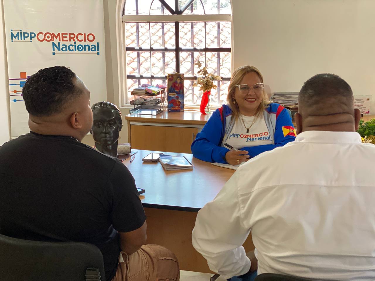 Ministerio de Comercio Nacional brinda orientación técnica a sectores comerciales de Aragua