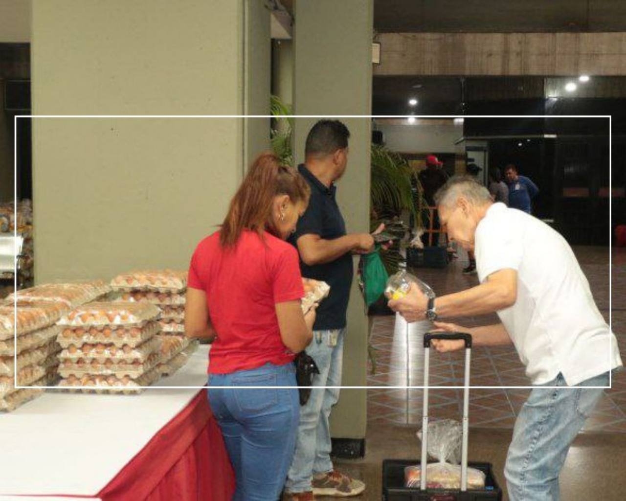 Más Años, Más Amor atiende a abuelos y abuelas de la Patria