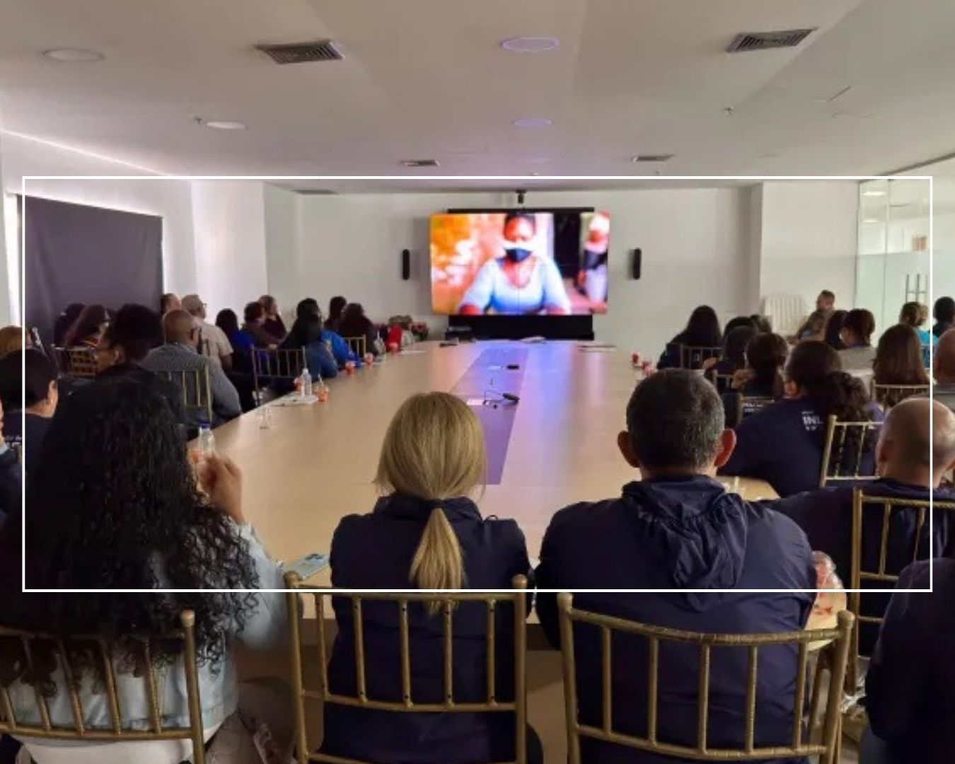 “Hortensias para Inés” reconoce la lucha y aporte de las mujeres venezolanas en la defensa de la Patria