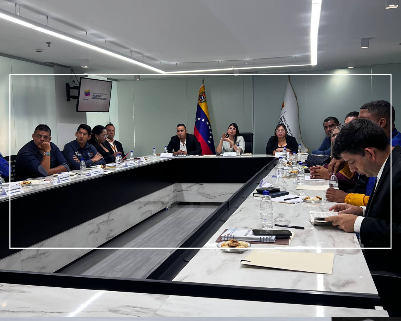 Taller «En la Actuación Fiscal, Hablemos Sundde» consolida poder adquisitivo de las familias venezolanas
