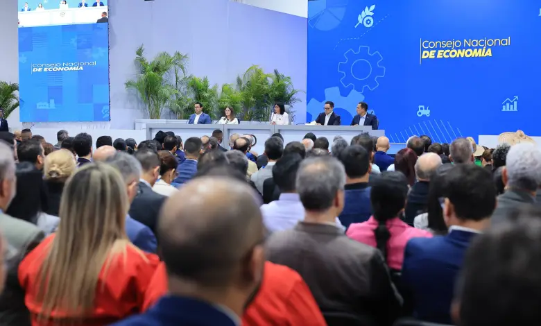 Ejecutivo Nacional activa capacidades industriales del país para Plan de Reconstrucción