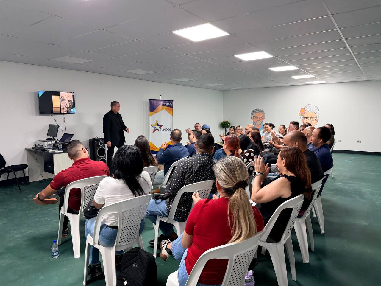 Fiscales de la Sundde reciben actualización técnica en materia de arrendamiento comercial y condominio