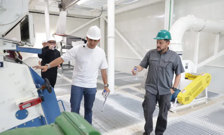 Ministerio de Industrias y Comercio Nacional supervisa planta de nutrición equina en La Rinconada