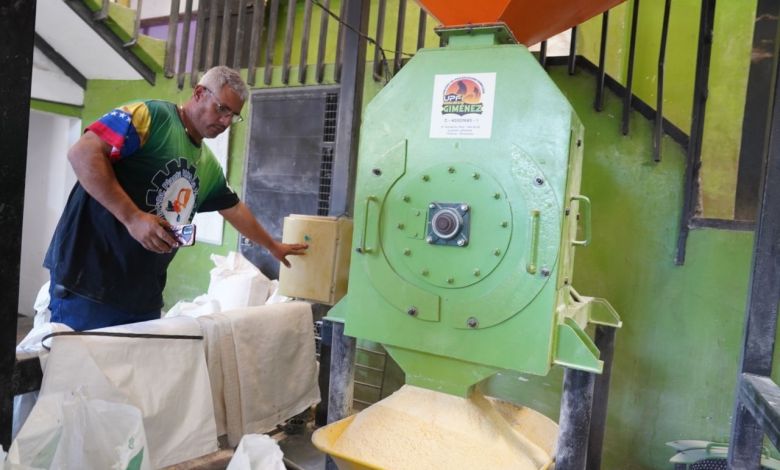 Comuna Huellas de la Historia fortalece la industrialización comunal con experiencia de planta ABA